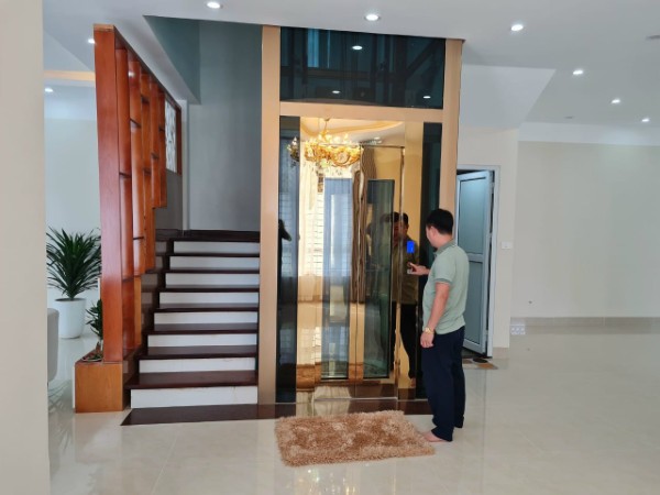 Hướng dẫn sử dụng thang máy mini gia đình an toàn và hiệu quả