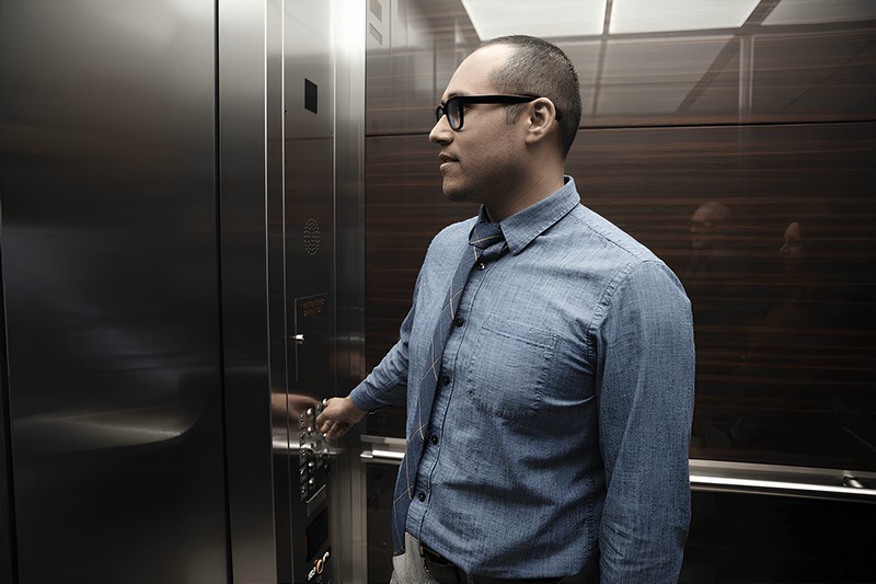 Hướng dẫn cách sử dụng thang máy khi ở bên ngoài Hướng dẫn cách sử dụng thang máy khi ở bên ngoài