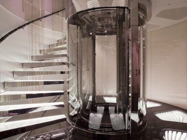 Thang máy trục vít