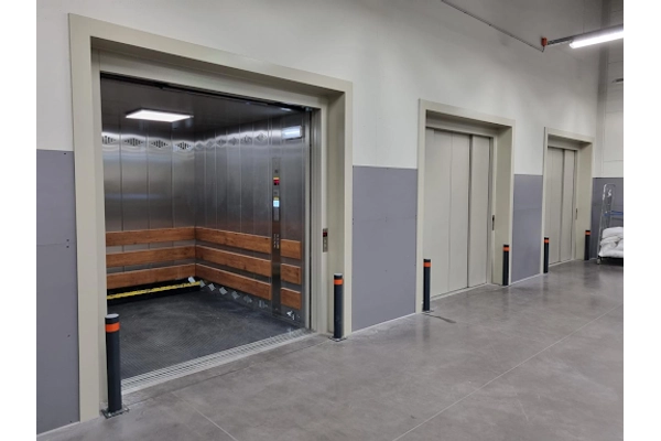 Tổng quan về thang máy chở hàng