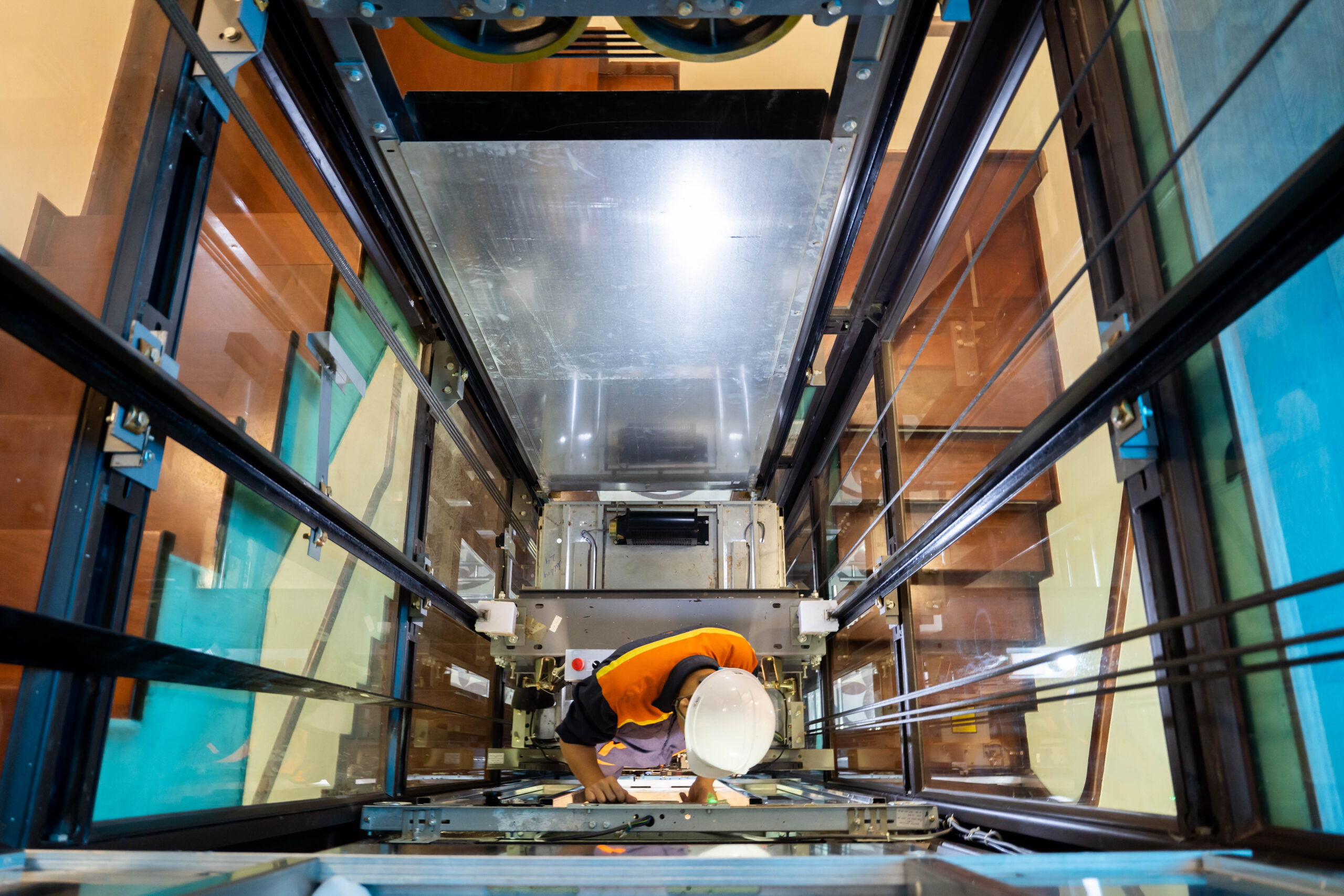 Thời gian kiểm định thang máy mất bao lâu? Thời gian kiểm định thang máy mất bao lâu?