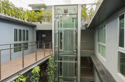 Kinh nghiệm chọn loại thang máy ngoài trời phù hợp Kinh nghiệm chọn loại thang máy ngoài trời phù hợp