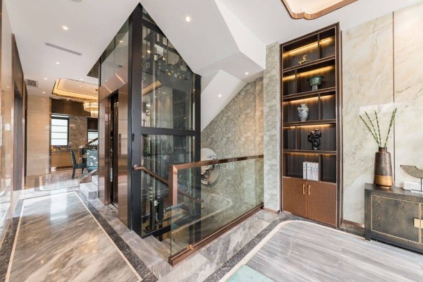 Thang máy buồng kính gia đình