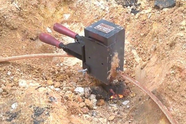 Hệ thống tiếp địa mát