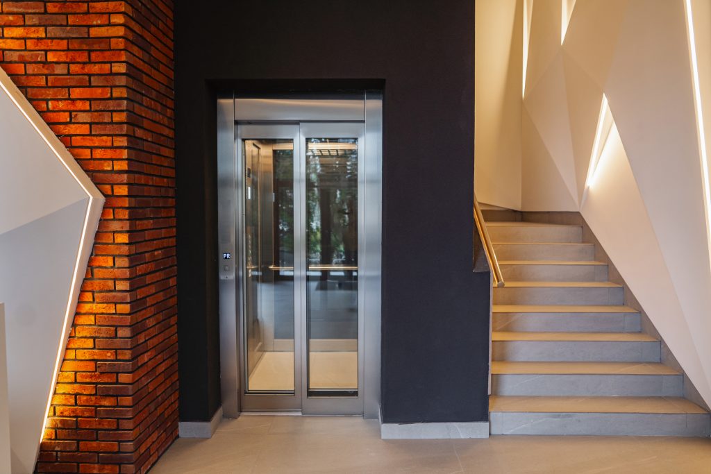 Thang máy không phòng máy (Machine Roomless - MRL) Thang máy không phòng máy (Machine Roomless - MRL)