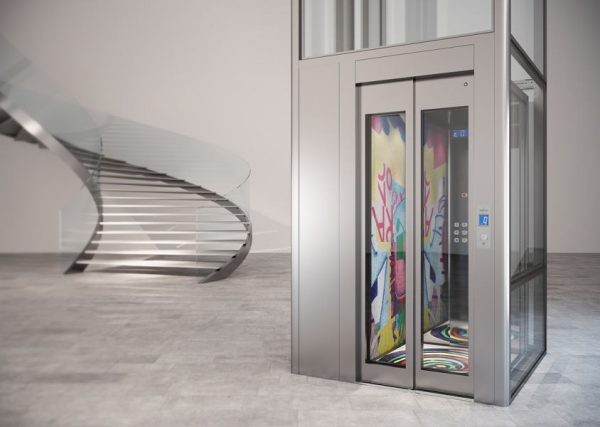 Thang máy cơ chế mở cửa tự động