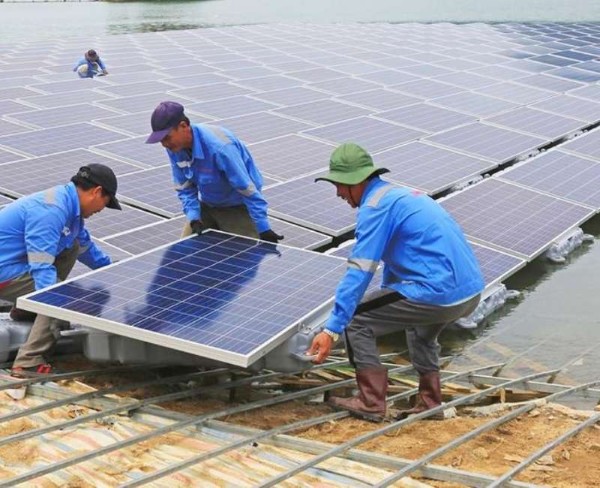 Quy trình lắp đặt thang máy sử dụng năng lượng mặt trời