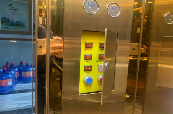 Nguyên nhân khiến thang máy bị mất điện