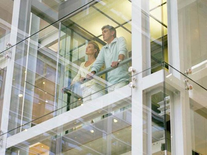 Thang máy kính quan sát Thang máy kính quan sát