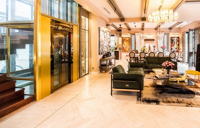 Thang máy là một tiện nghi cao cấp, giúp tăng giá trị ngôi nhà