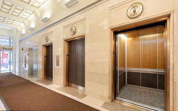 Thang máy tải khách dành cho tòa nhà văn phòng và khách sạn