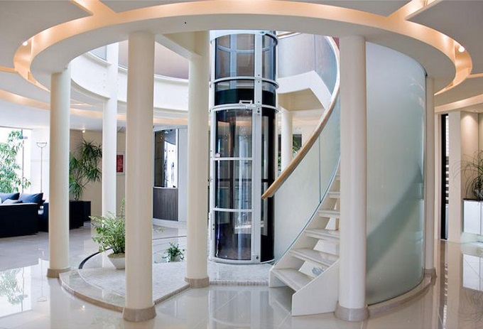 Lắp đặt thang máy kính gia đình mang lại nhiều lợi ích vượt trội,